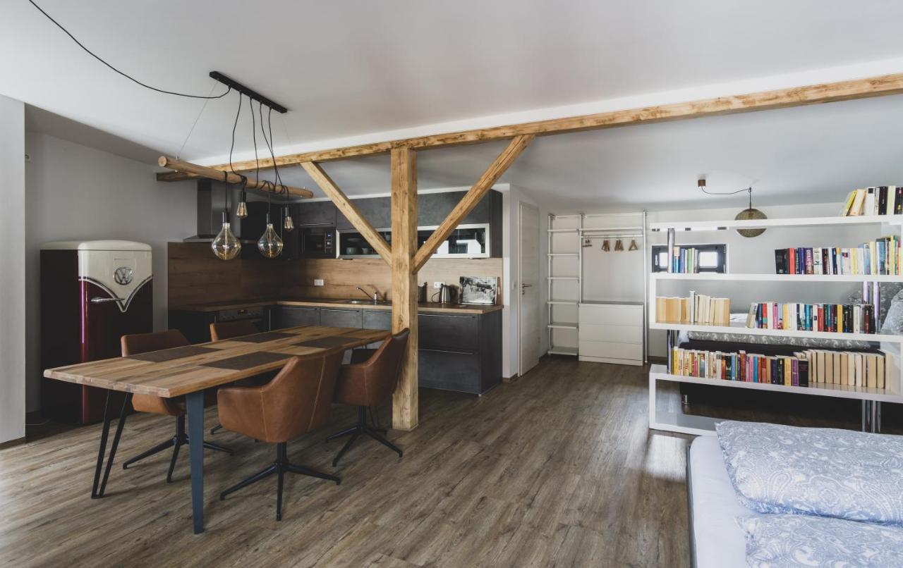 Modernes Loft Vor Den Toren Des Chiemgaus Tacherting Kültér fotó