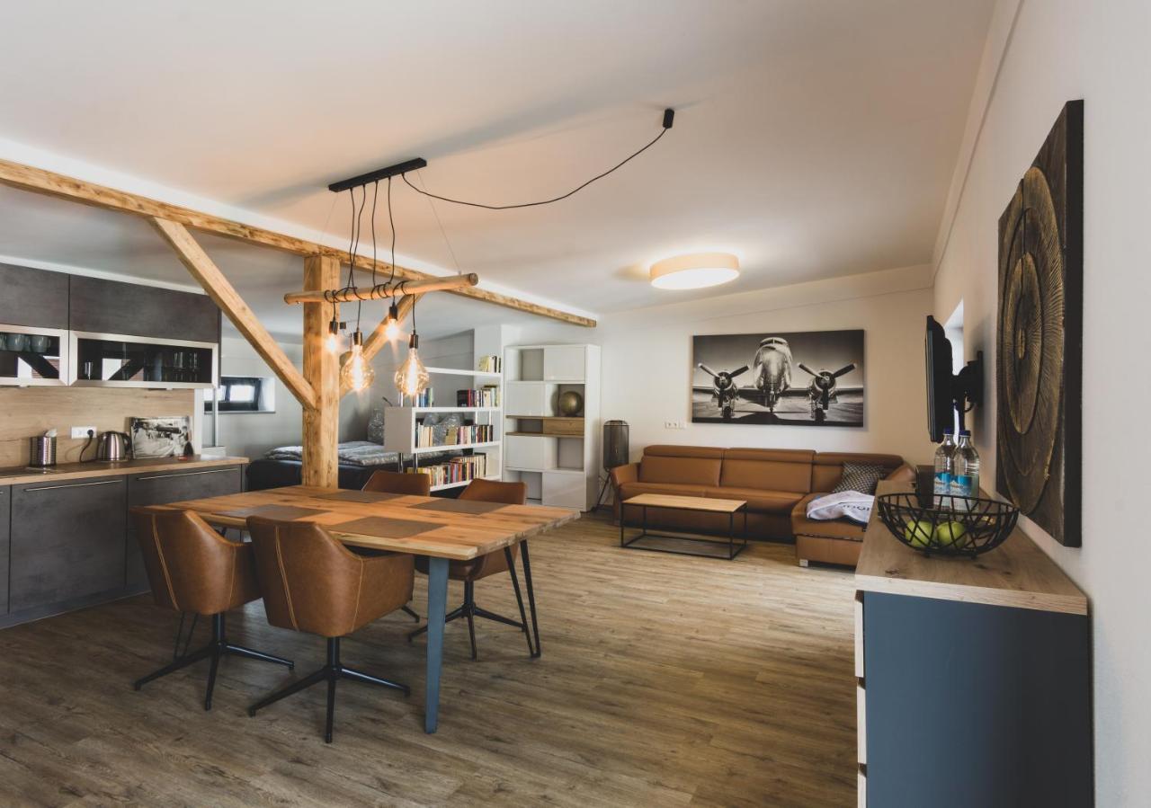 Modernes Loft Vor Den Toren Des Chiemgaus Tacherting Kültér fotó
