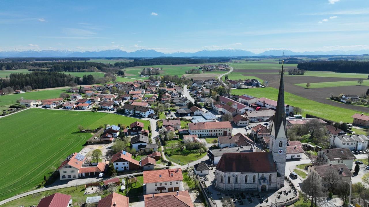 Modernes Loft Vor Den Toren Des Chiemgaus Tacherting Kültér fotó